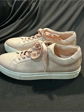 GREATS Made In Italy Pink Leather Perforated Sneaker size 7